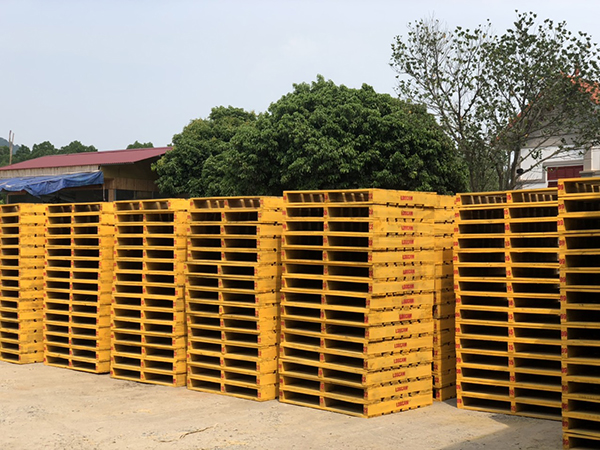 Pallet gỗ - Pallet HVG - Công Ty TNHH Đầu Tư & Sản Xuất HVG